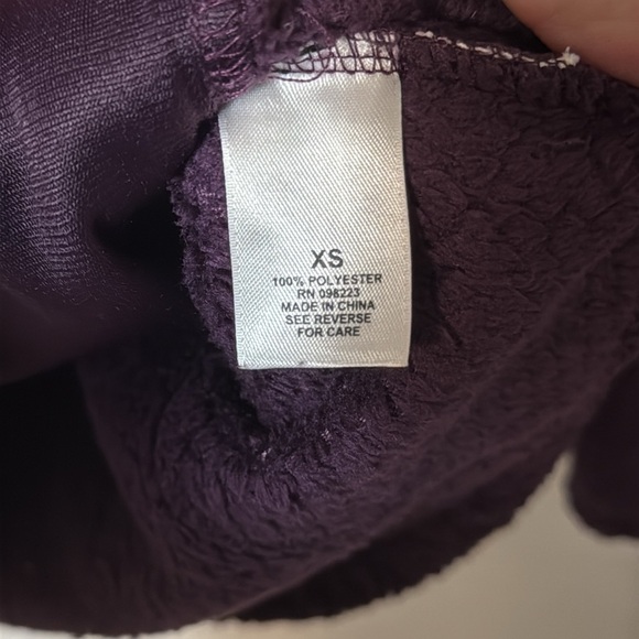 Magellan Outdoors Women’s Purple Fleece Jacket Size XS - Picture 5 of 6